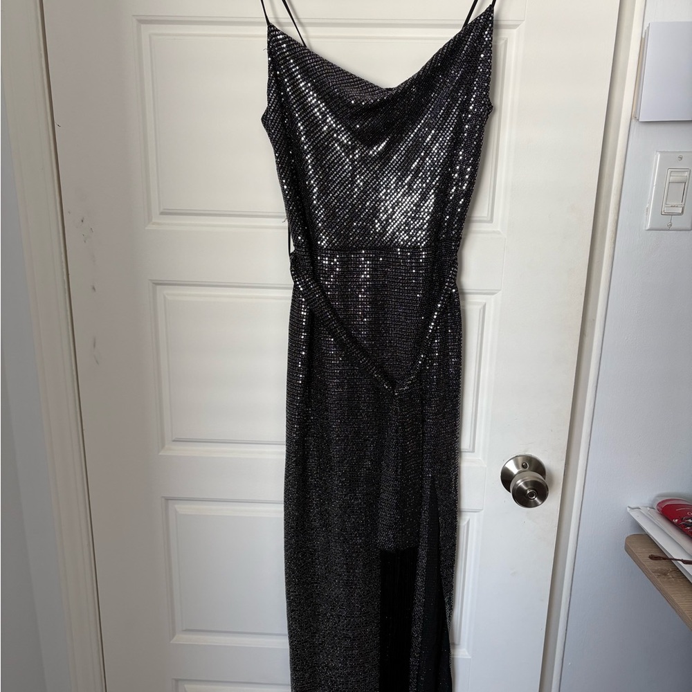 Elegant Black Sequin Evening Dress